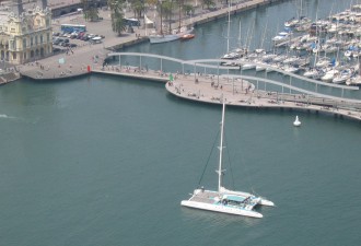 Katamarán Barcelona