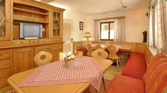 Ferienhaus reslwirt apartman, nyaraló