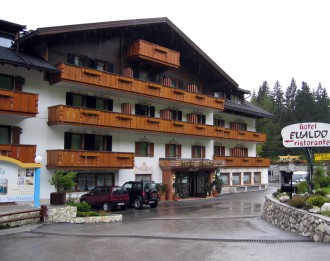 Hotel vendégház
