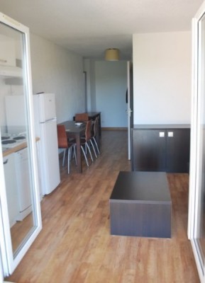 Studio apartman resort, üdülőben