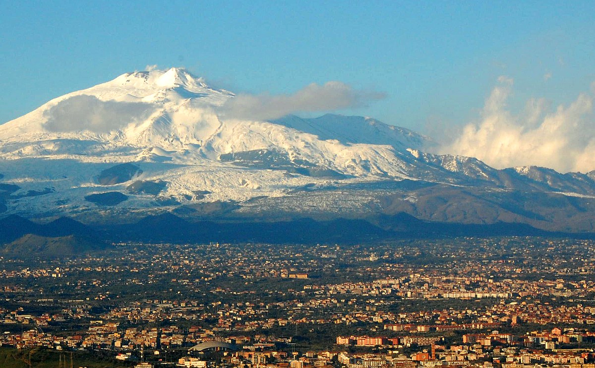 Catania és az Etna vulkán