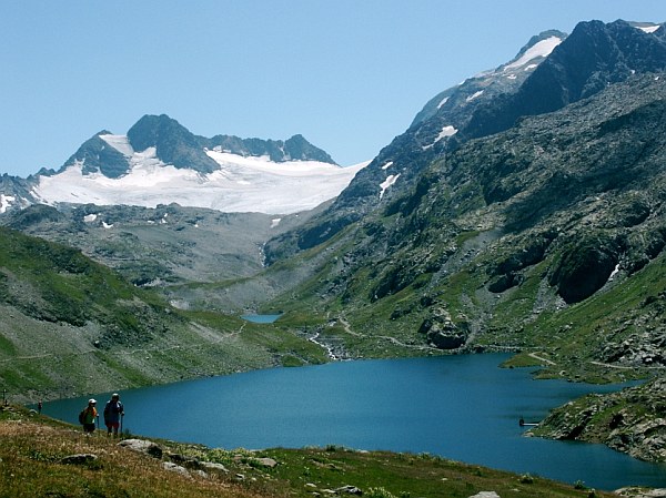 Lac Barmant a híres hegyi tó