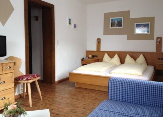 Zimmer Alphotel Kuhstadl - szép szálloda szoba