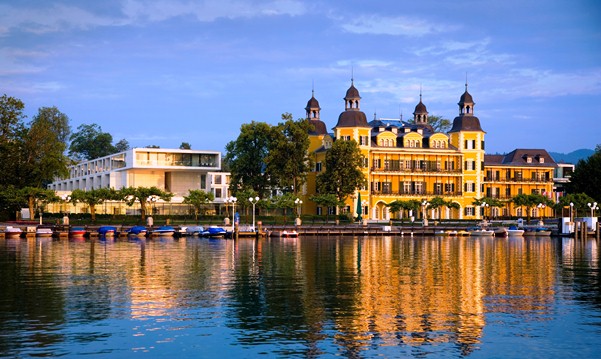 Schloss Velden Hotel - kastély-szálloda