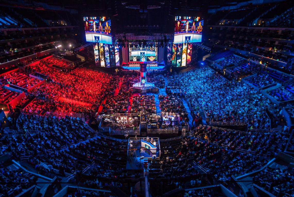 e-sport világbajnokság stadionban